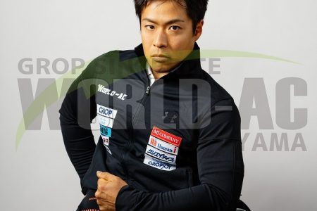 サムネイル：2021_生馬_黒ジャージウェア_プロフィール写真